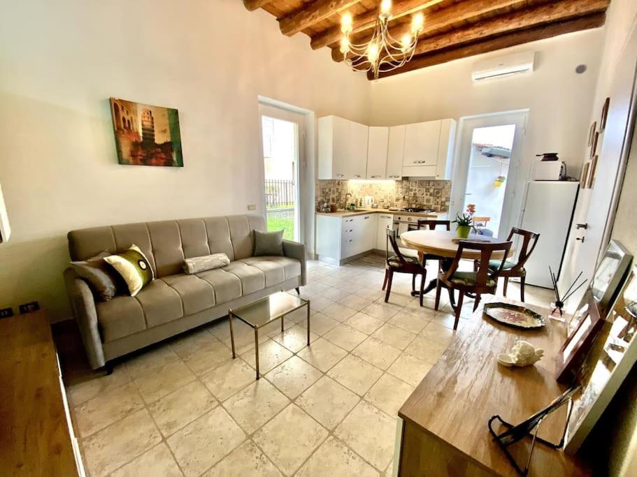 Zona Fiera A 10 Minuti Dal Centro Con Parcheggio Apartman Verona Kültér fotó
